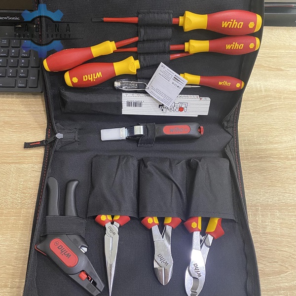 Bộ Dụng Cụ Cách Điện 12 Món